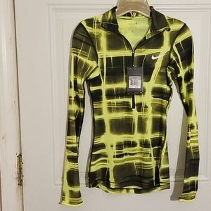 NWT NKE Pro dri-fit stay cool ladies top size XS